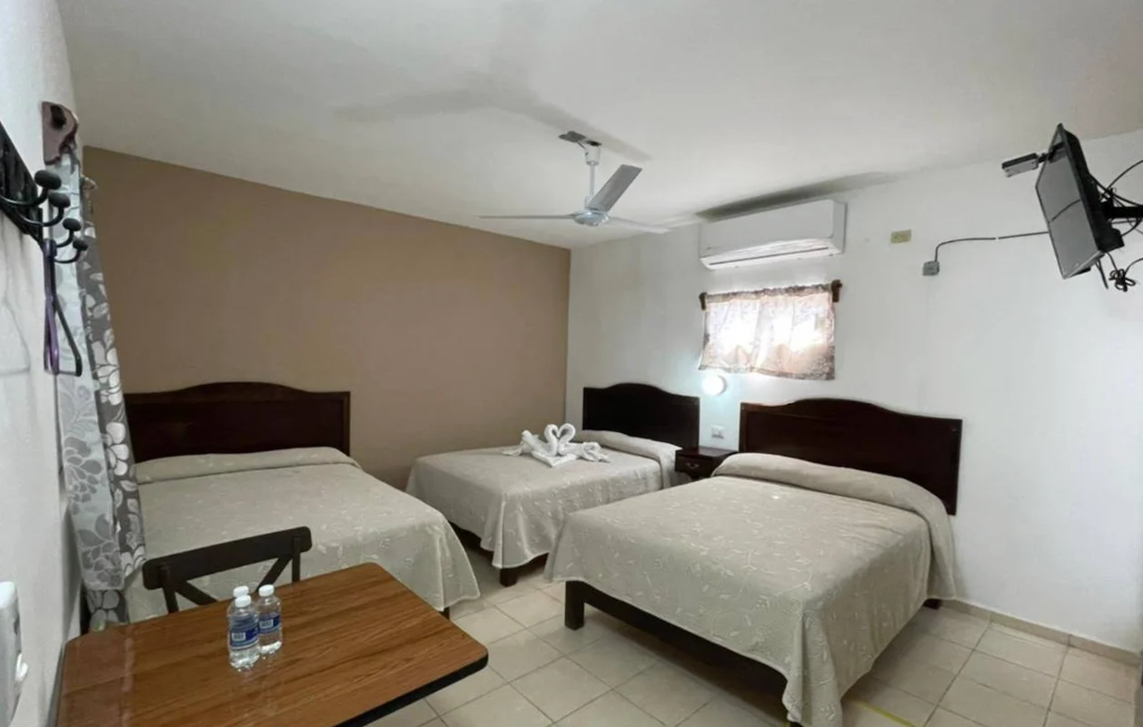 Hotel Moreno