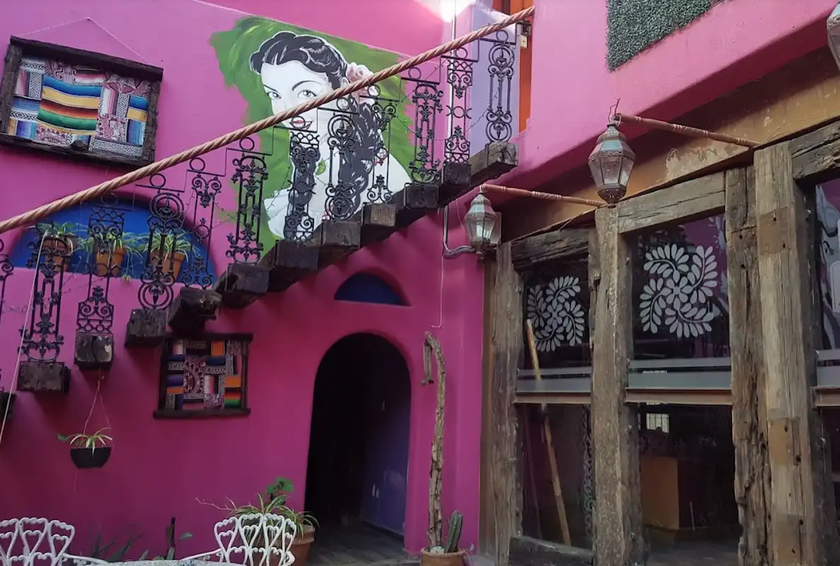 Next Yard Hotel & Suites