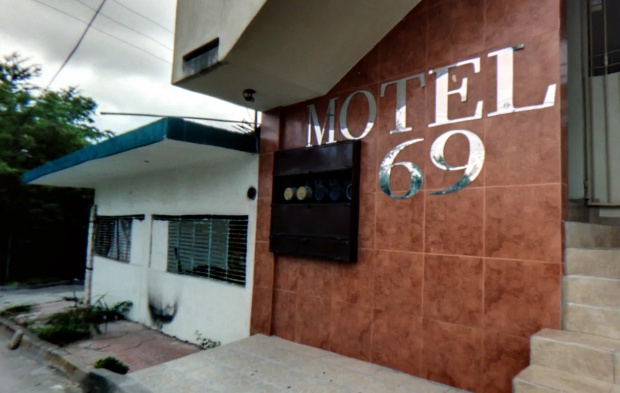 Motel 6 9